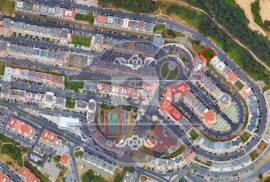 Plot of land for building 12 floors ( Rio de Mouro )