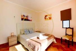HOLIDAY RENTALS - Fantastic 4 bedroom villa in Galé - Albufeira