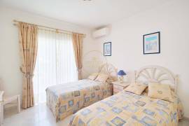 HOLIDAY RENTALS -2 Bedroom Apartment – Oasis Park – Portimão 
