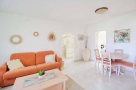 HOLIDAY RENTALS -2 Bedroom Apartment – Oasis Park – Portimão 