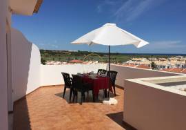 HOLIDAY RENTALS - 11 bedroom apartment 11 min walk from Praia da Alagoa HOLIDAY RENTALS - 11 bedroom apartment 11 min walk from Praia da Alagoa