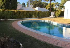 HOLIDAY RENTALS - 3 bedroom villa in Vilamoura