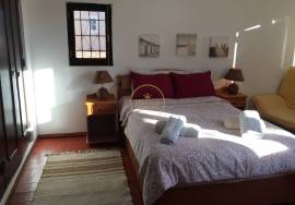 HOLIDAY RENTALS - 3 bedroom villa in Vilamoura