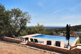 HOLIDAY RENTALS - Villa located in a very quiet countryside area, 5 min from Loulé