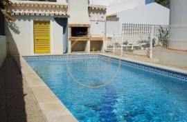 3 + 1 Bedroom Holiday Villa in Albufeira - Galé