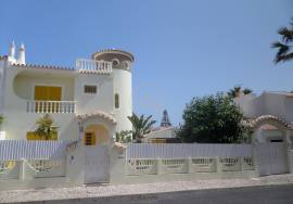 3 + 1 Bedroom Holiday Villa in Albufeira - Galé