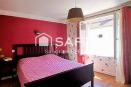 Ensemble immobilier de 182 m², avec HABITATION et LOCAL COMMERCIAL