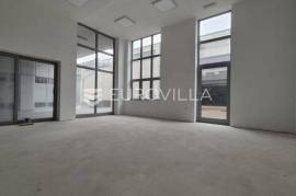 Osijek, Upper Town – City Centre, Rent, Newly Renovated Commercial Space, 52 m²
