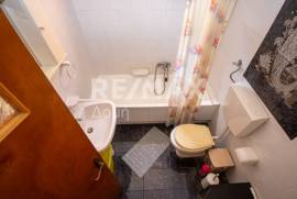 Building 201 sq.m for sale