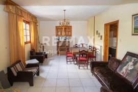 Building 201 sq.m for sale