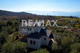 House 200 sq.m for sale