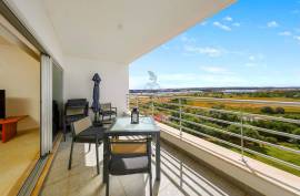 1 Bedroom Apartment with Garage in Luxury Condominium with Outdoor and Indoor Pool, Gym and Exquisite Leisure Areas - Portimão