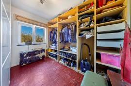 Renovated 2 bedroom apartment located in central area of Portimão