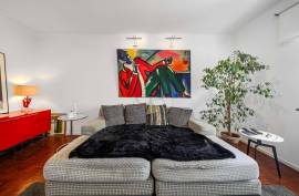 Renovated 2 bedroom apartment located in central area of Portimão