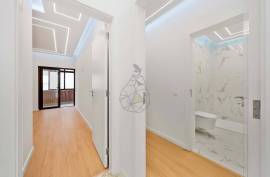 Three-Bedroom Seafront Apartment on Quarteira’s Waterfront – Prime Beachfront Location