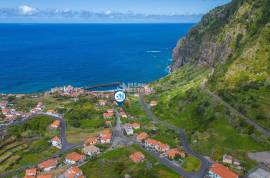 TRADITIONAL MADEIRAN HOUSE | PONTA DELGADA | SAINT VICENTE | MADEIRA ISLAND
