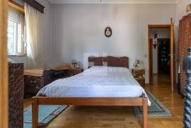 4 Bedroom House with Garage and Outdoor Space – Braga