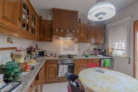 4 Bedroom House with Garage and Outdoor Space – Braga