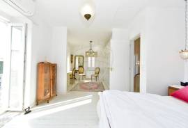 3-Bedroom Villa + 1-Bedroom Annex with Swimming Pool for Rent in Algueirão
Charming detached villa, fully furnished and equipped, ideal for those who value comfort, privacy, and a peaceful location