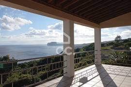 House 4 Bedrooms - Serretinha