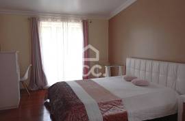 House 4 Bedrooms - Serretinha
