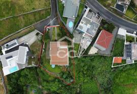 House 4 Bedrooms - Serretinha