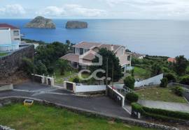 House 4 Bedrooms - Serretinha