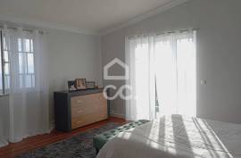 House 4 Bedrooms - Serretinha