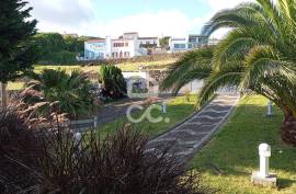House 4 Bedrooms - Serretinha