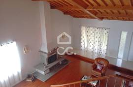 House 4 Bedrooms - Serretinha