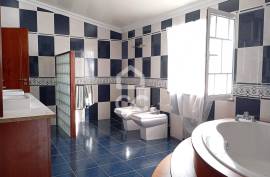 House 4 Bedrooms - Serretinha