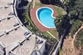 Elegant Sea View Villa with Pool in a Gated Community – Parede