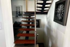 Elegant Sea View Villa with Pool in a Gated Community – Parede