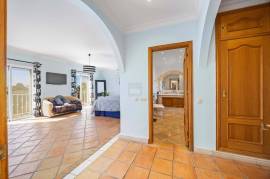 Elegant South-Facing 4-Bedroom Villa with Stunning Sea Views