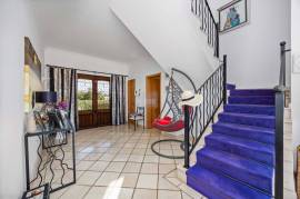 Elegant South-Facing 4-Bedroom Villa with Stunning Sea Views