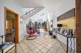 Elegant South-Facing 4-Bedroom Villa with Stunning Sea Views