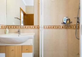 2-bed apartment overlooking the golf course of Vale da Pinta