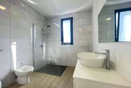 Luxury 2-Storey Villa with Agricultural Land and Saltwater Pool in Ribeira Brava