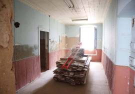 EXCLUSIVE OPPORTUNITY - Building in downtown Faro with approved project