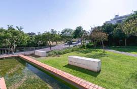 3 bedroom apartment in excellent condition at Oeiras Golf & Residence.