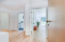 3 bedroom apartment in excellent condition at Oeiras Golf & Residence.