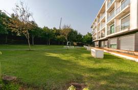3 bedroom apartment in excellent condition at Oeiras Golf & Residence.