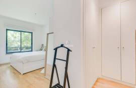 3 bedroom apartment in excellent condition at Oeiras Golf & Residence.