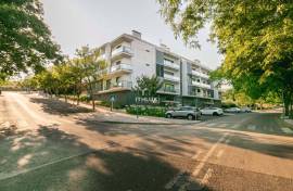 3 bedroom apartment in excellent condition at Oeiras Golf & Residence.