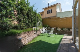 Excellent House in Condominium, Semi-furnished, 178m², For Sale, 3 Bedrooms, 1 Suite, 2 Parking Spaces, Mário Quintana, POA/RS