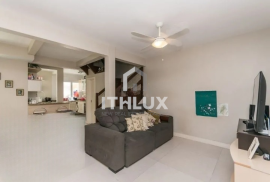 Excellent House in Condominium, Semi-furnished, 178m², For Sale, 3 Bedrooms, 1 Suite, 2 Parking Spaces, Mário Quintana, POA/RS