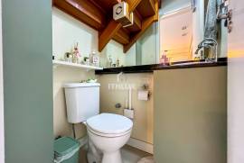 Great House in Semi-Furnished Condominium, 216m², For Sale, 3 Bedrooms, 1 Suite, 2 Parking Spaces, Mário Quintana, POA/RS