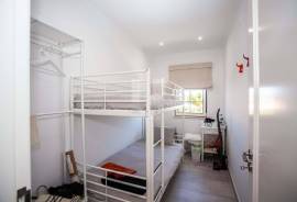 Elegant 2 + 1 bed townhouse