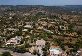 5 bedroom villa with sea view on a plot of 2290 m2 located in Malhão in São Brás de Alportel