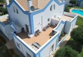 T2+1 Townhouse with Communal Pool and lovely views in Tavira!
